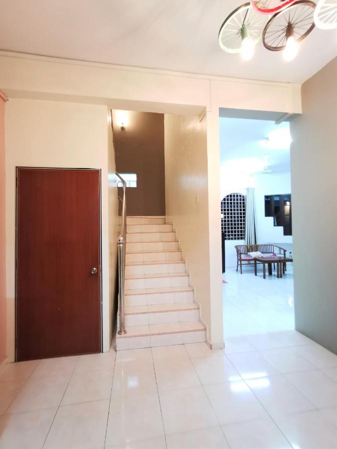 מואר Warni Villa 8 Whole Or Room מראה חיצוני תמונה