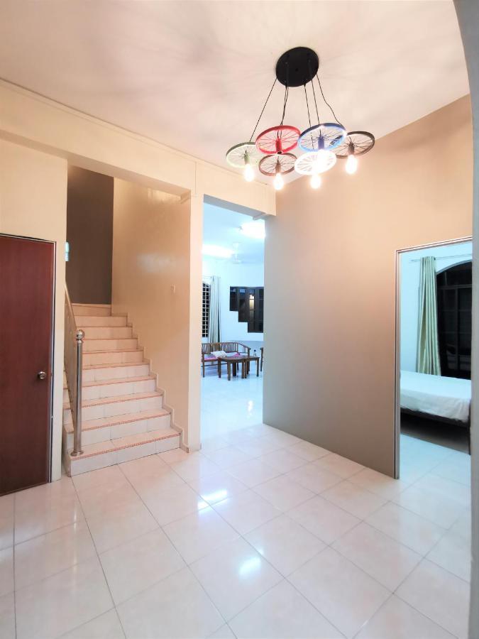 מואר Warni Villa 8 Whole Or Room מראה חיצוני תמונה